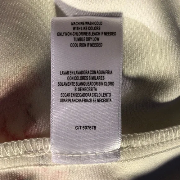 Gabby Skye Sleeveless Floral Fit & Flare Dress - Picture 12 of 16